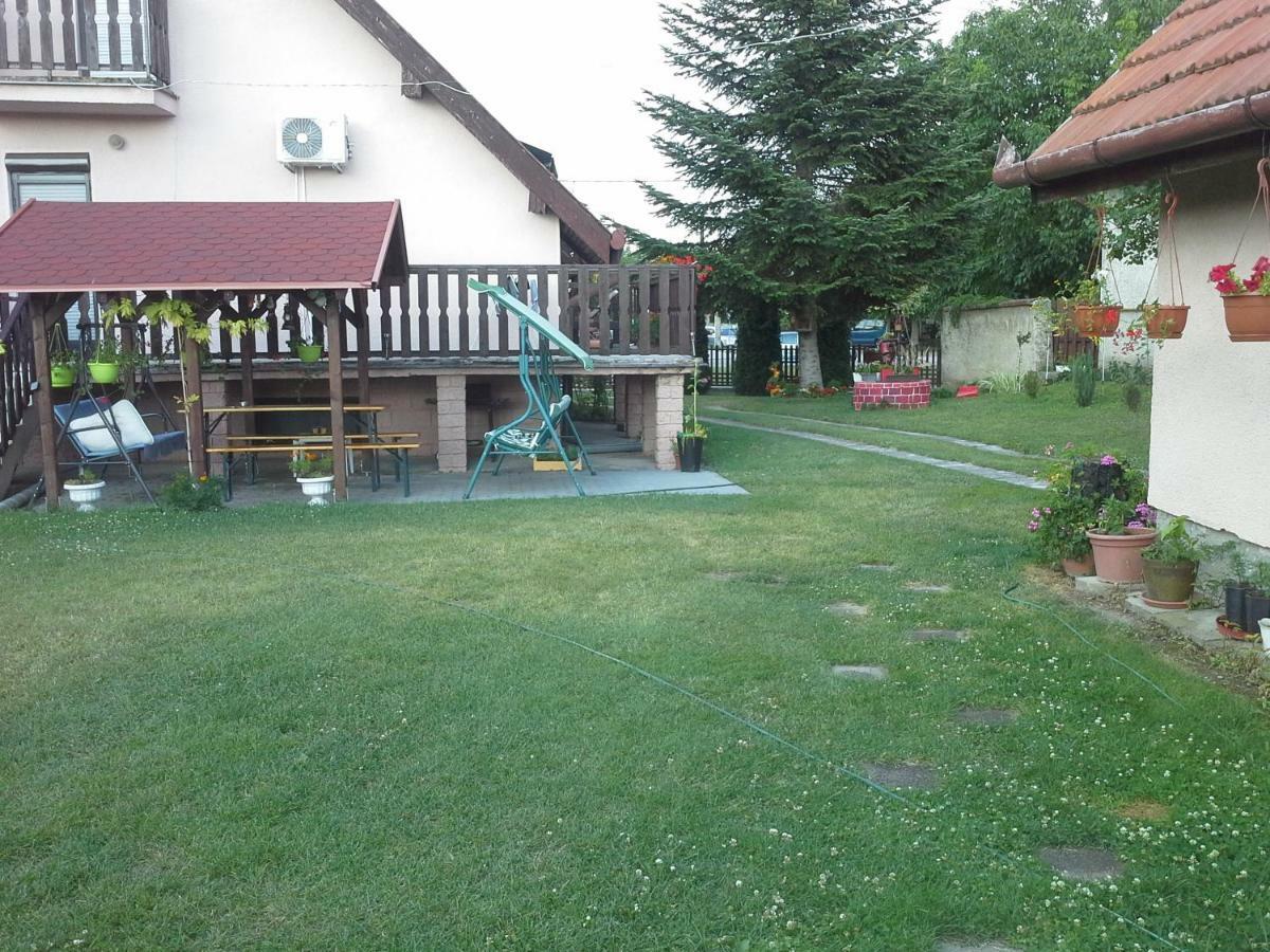Апартаменти Utulny Privat Вельки Медер Екстер'єр фото